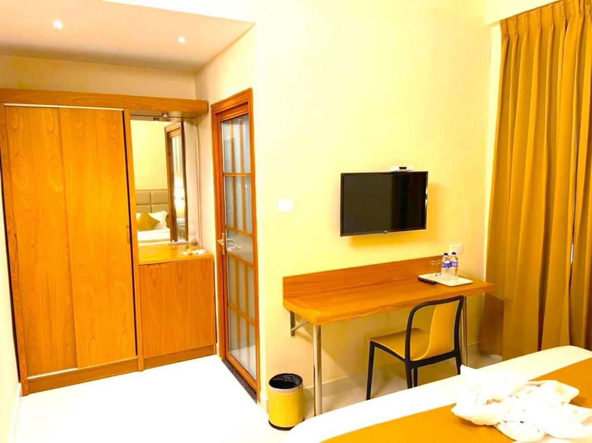 Tag Hotels Irugur Ngoại thất bức ảnh