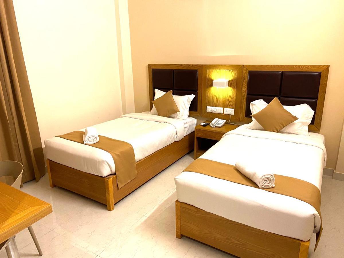 Tag Hotels Irugur Ngoại thất bức ảnh