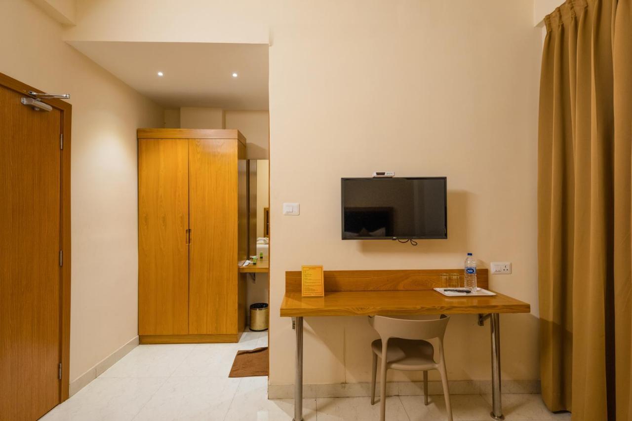 Tag Hotels Irugur Ngoại thất bức ảnh